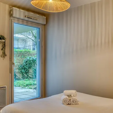 Latmosphere Agreable T2 Avec Terrasse 2 Pers Tram T5 Appartement *