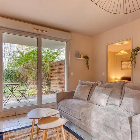 Appartement Latmosphere Agreable T2 Avec Terrasse 2 Pers Tram T5 *